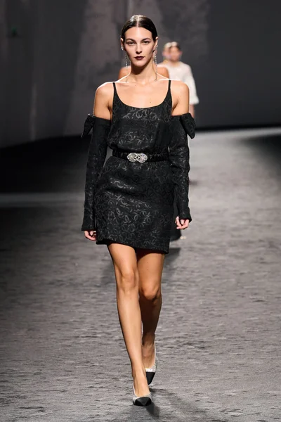 Look 68